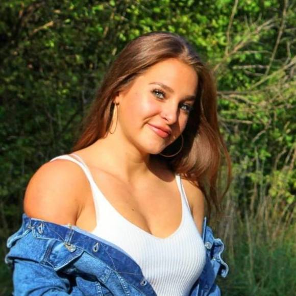 Meet your Posher, Stéphanie catherine - Picture 1 of 1